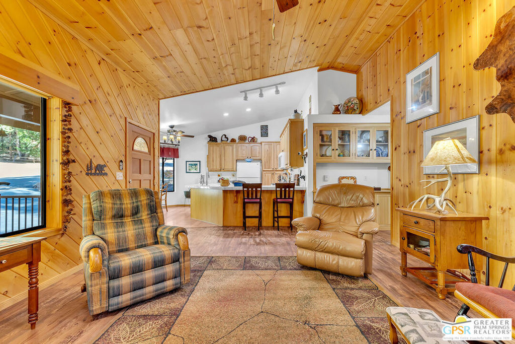 Pine cove - Residential