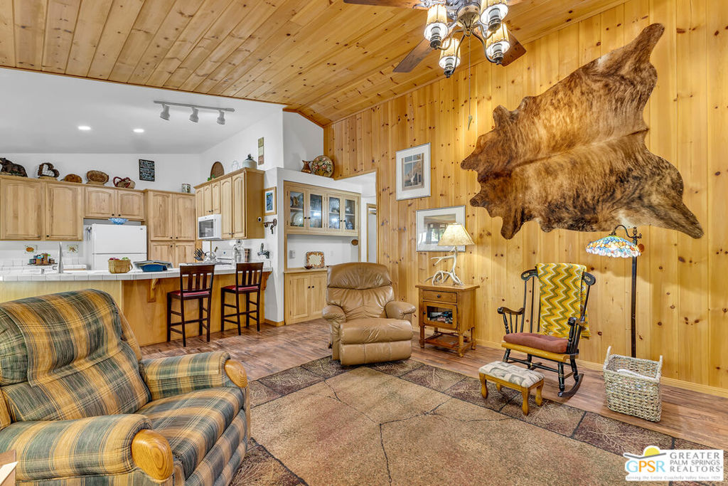 Pine cove - Residential