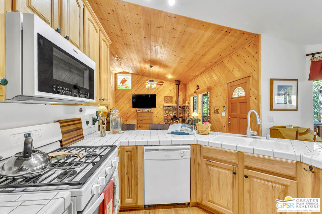 Pine cove - Residential