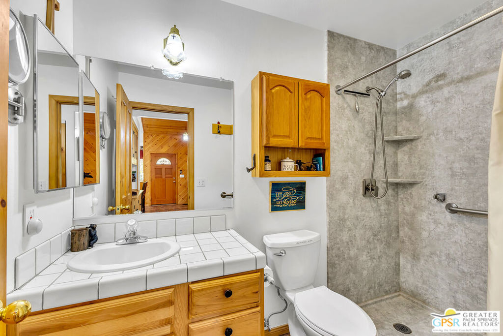 Pine cove - Residential