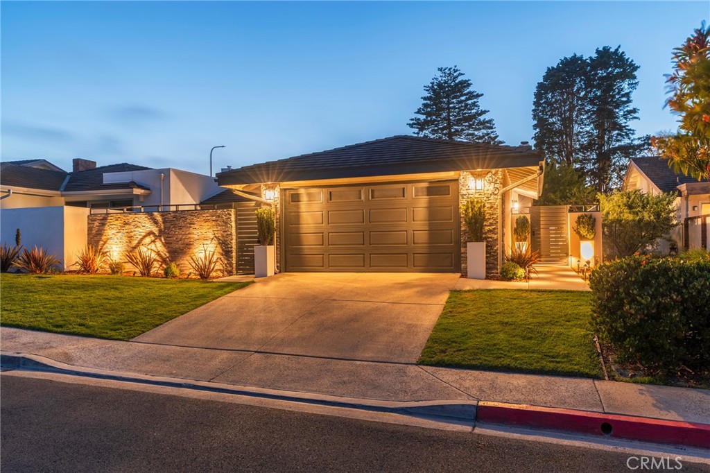 35 Beachcomber Drive