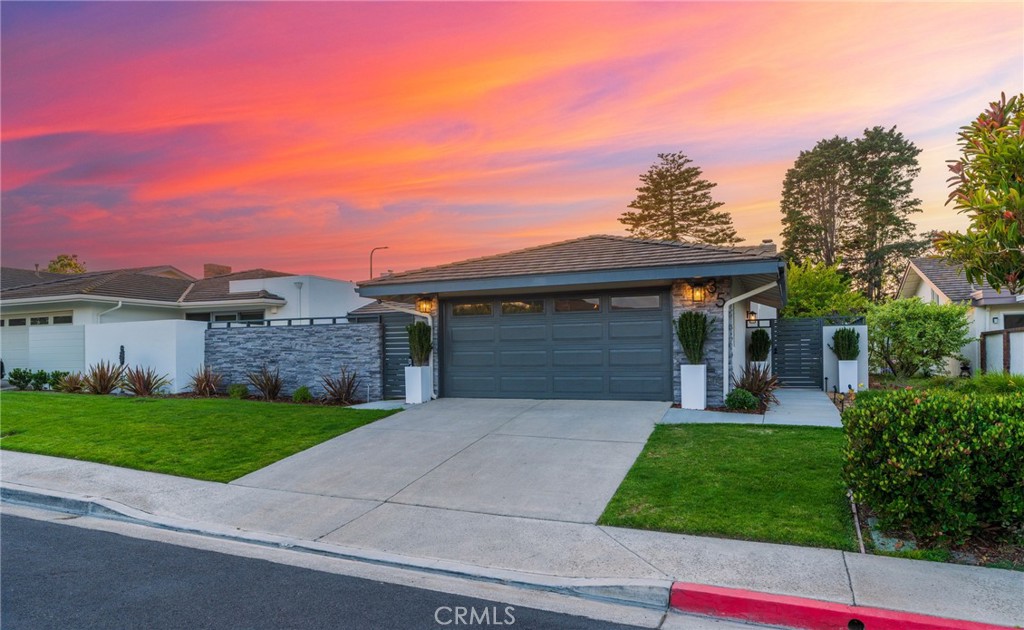 35 Beachcomber Drive