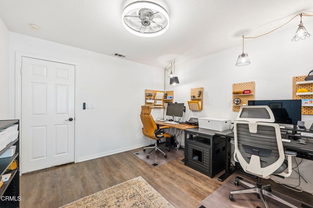 Villa Heights (Charles St.)-286 - Residential