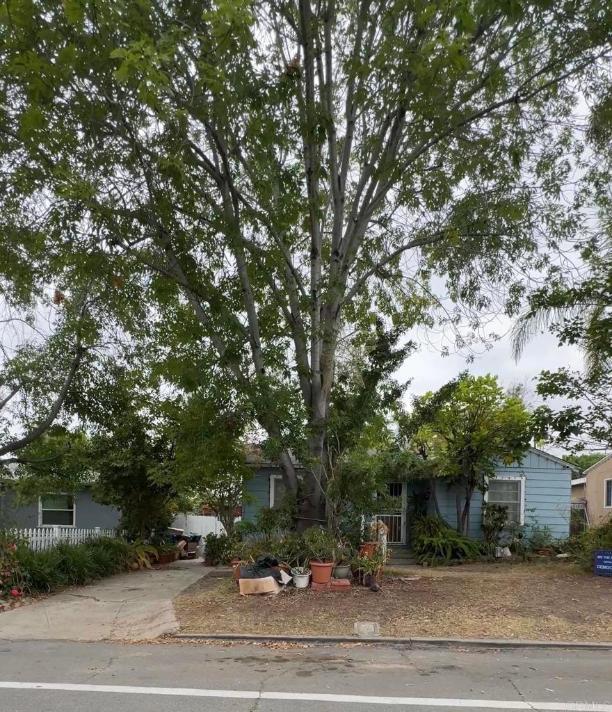 4380 Pomona