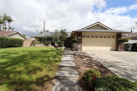 Photo of 1267 W Winslow Street, Upland, CA 91786 (MLS # CV26062159)