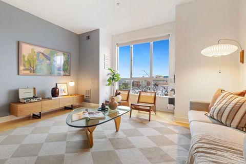 Photo of 585 585 9th St St #443, Oakland, CA 94607 (MLS # 41123873)