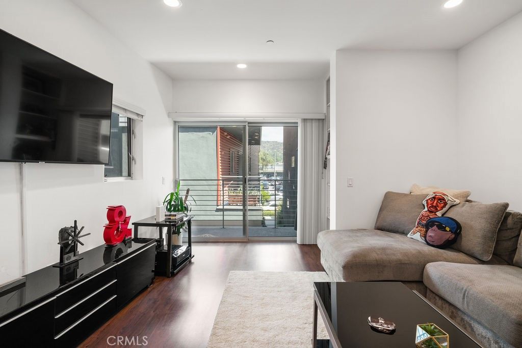 Photo of 2222 1/2 Strata Ln, Eagle Rock, CA 90041 (MLS # OC25241827)