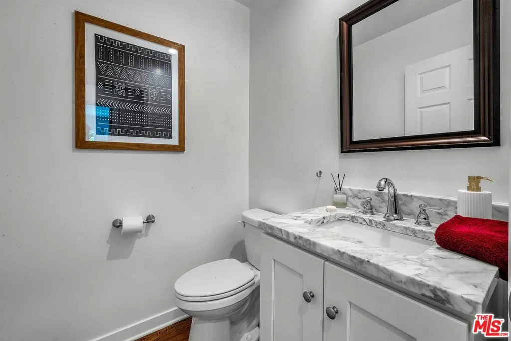 Beverly Hills, California 90210, United States, 5 Bedrooms Bedrooms, ,6 BathroomsBathrooms,Residential,Active,202611