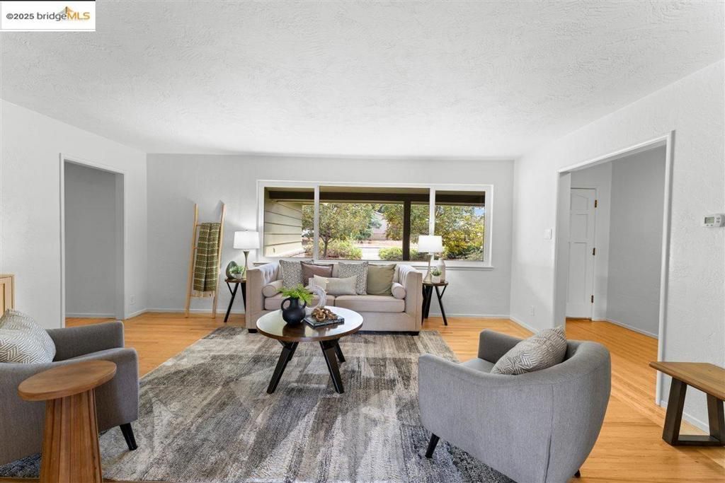 Photo of 1123 Farragut Dr Dr, Fremont, CA 94539 (MLS # 41113675)