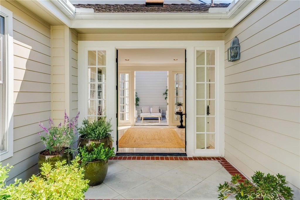 34 Hillsdale