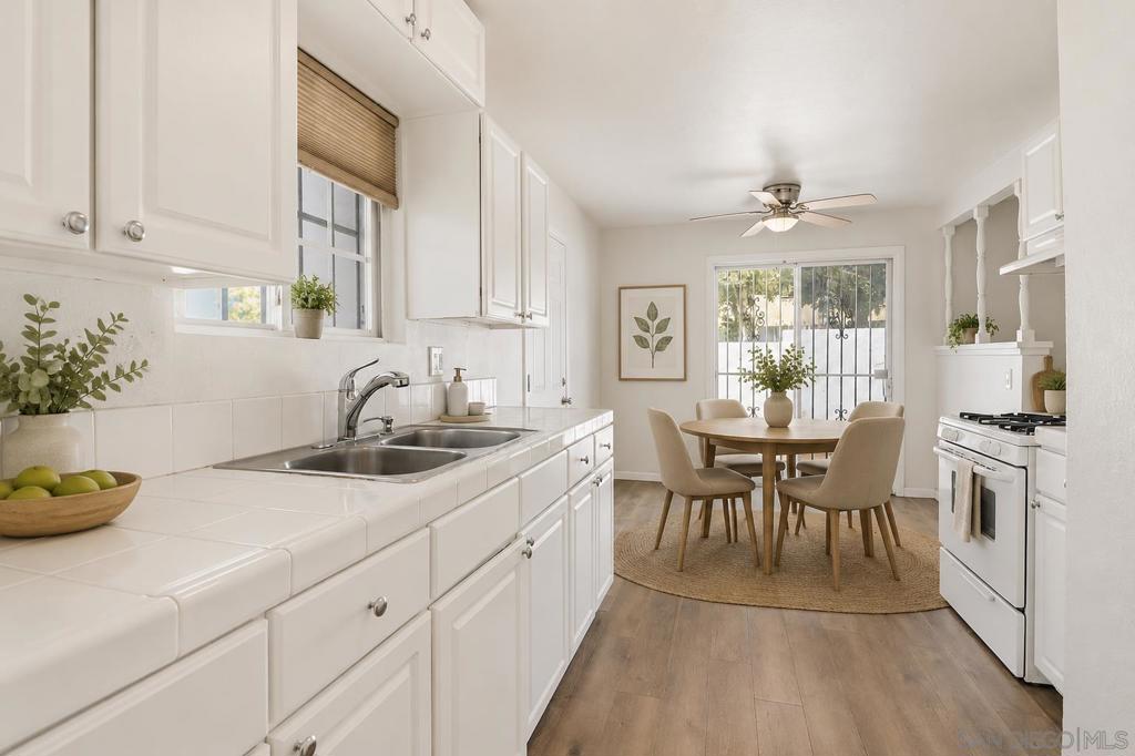 7602 Woodbine Way