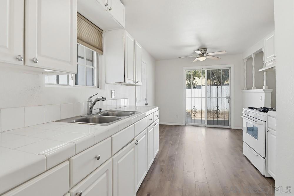 7602 Woodbine Way