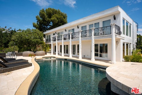 Photo of 8020 Zeus Drive, Los Angeles, CA 90046 (MLS # 26989875)