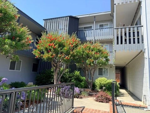 Photo of 3257 Glendora Drive, San Mateo, CA 94403 (MLS # ML82057273)