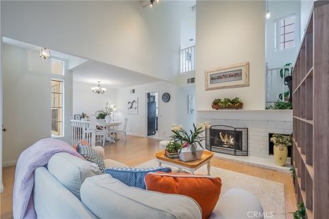 Photo of 19 Dartmouth, Irvine, CA 92612 (MLS # CV25231865) Photo of 19 Dartmouth, Irvine, CA 92612 (MLS # CV25231865)