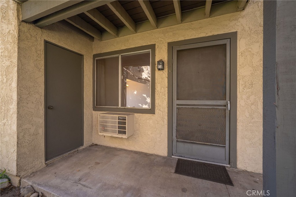 960 E Bonita Avenue 91
