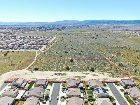 Photo of 0 52nd Street West and West Ave J-2, Lancaster, CA 93536 (MLS # SR26078469)