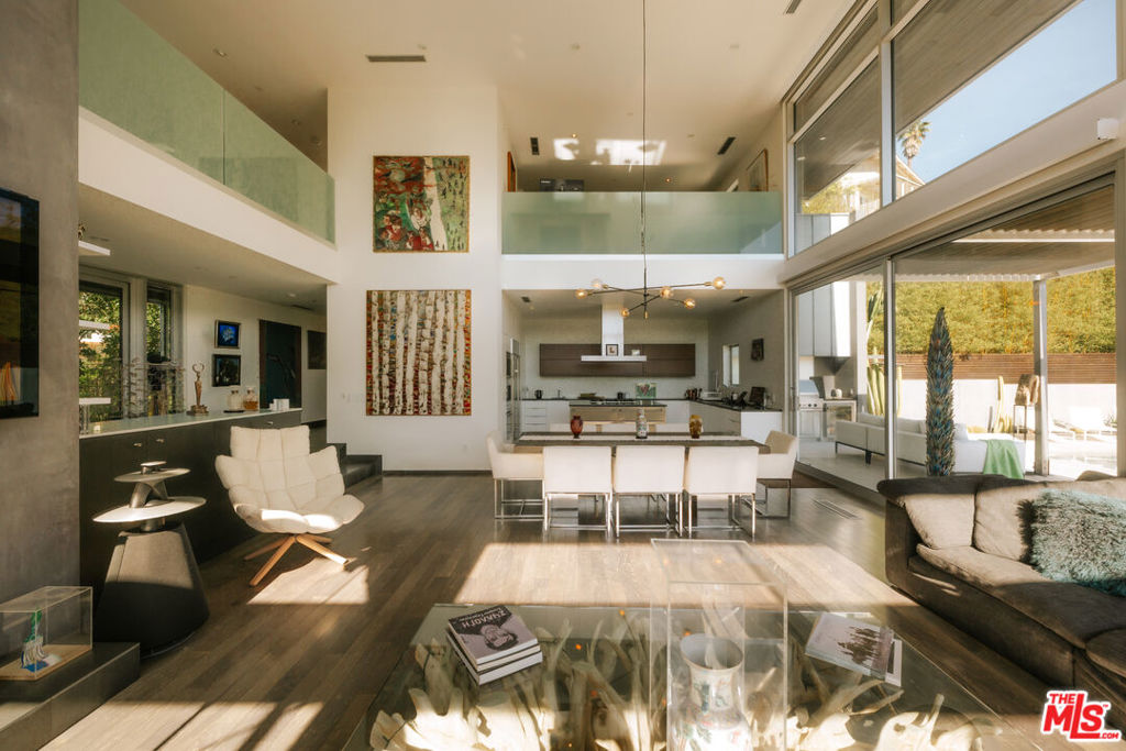 2651 Nichols Canyon Road