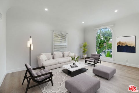 Photo of 144 N Swall Drive #5, Beverly Hills, CA 90211 (MLS # 26985107)