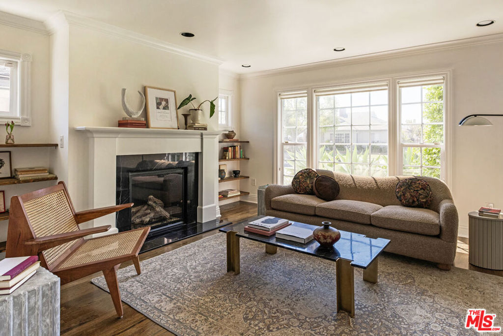 3712 S Muirfield Road