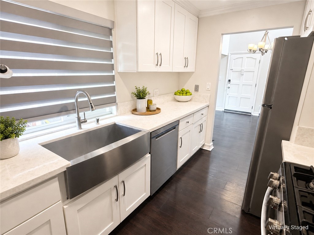 1001 W Stevens 409