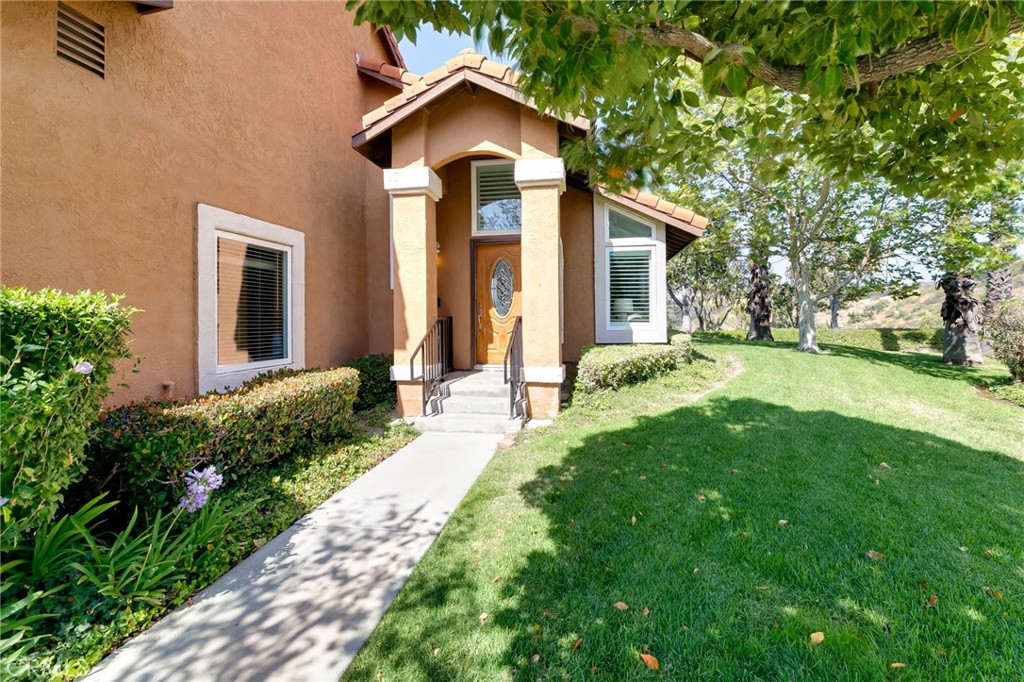 6075 E Montefino