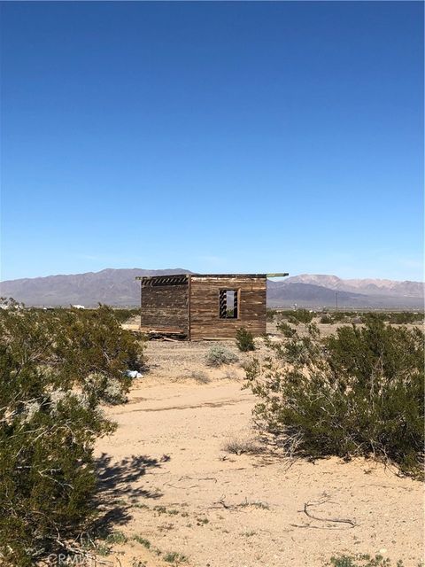 Photo of 0 29 Palms Hwy/ South St, 29 Palms, CA 92277 (MLS # HD26022265)