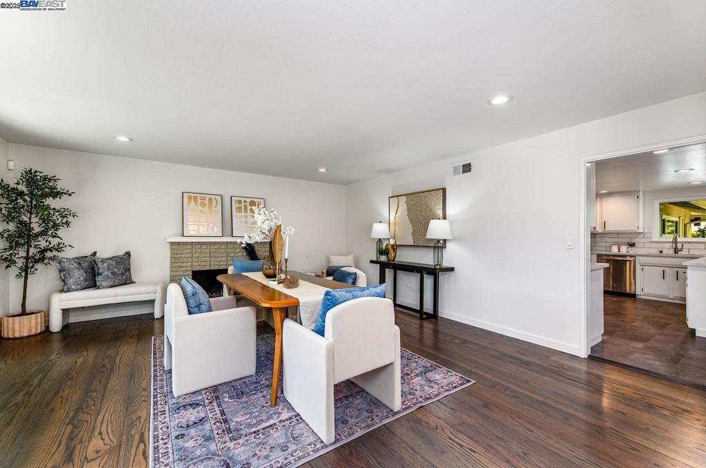GRANADA WOODS - Residential