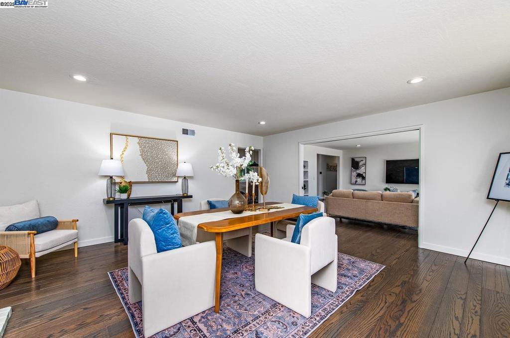 GRANADA WOODS - Residential
