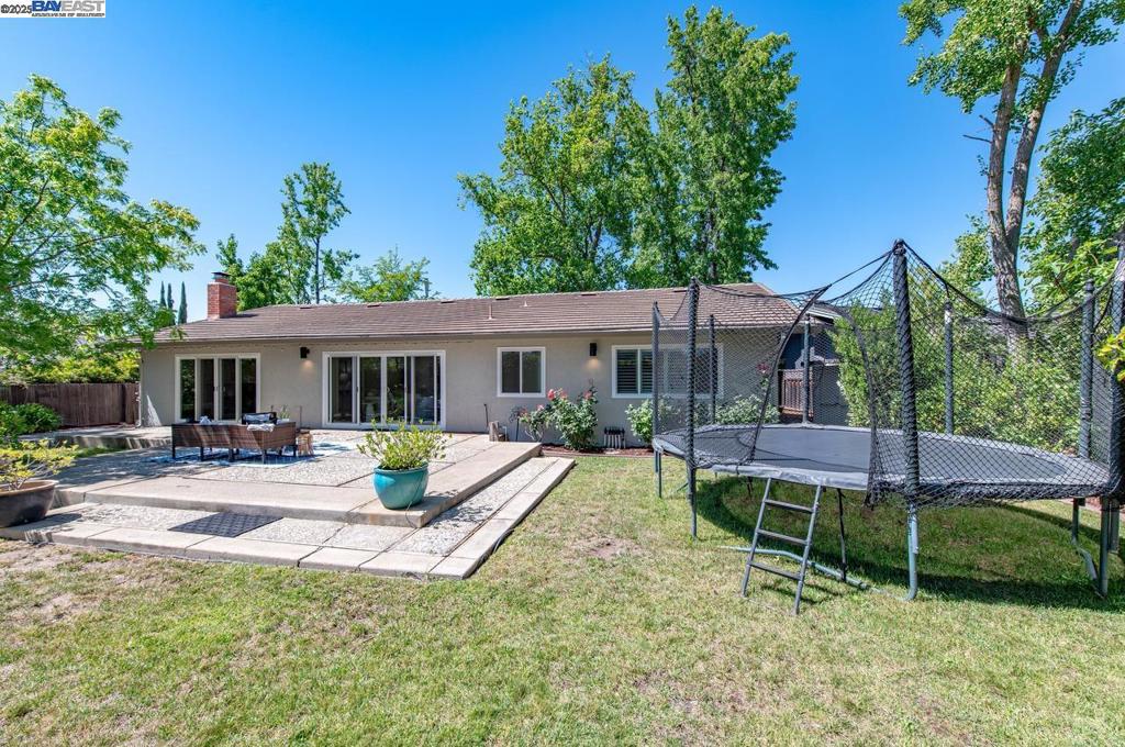 GRANADA WOODS - Residential