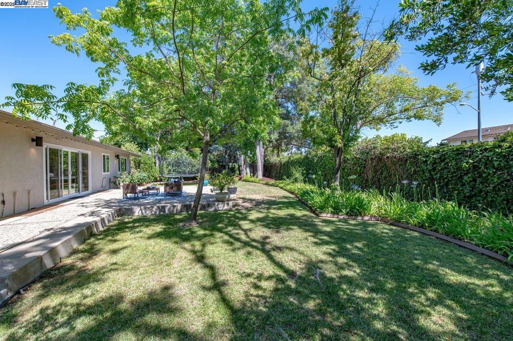 GRANADA WOODS - Residential