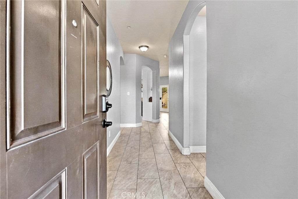 402 Dagenham Court