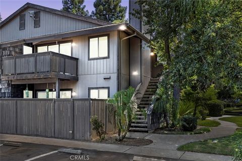 Photo of 1151 S Chestnut Avenue #215, Fresno, CA 93702 (MLS # FR25164874) Photo of 1151 S Chestnut Avenue #215, Fresno, CA 93702 (MLS # FR25164874)