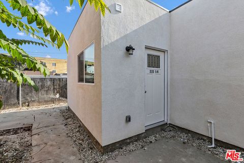Photo of 222 E Vernon Avenue #1/4, Los Angeles, CA 90011 (MLS # 26654603)