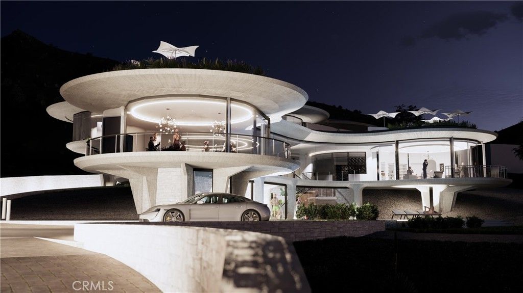 Photo of 31583 Pacific Coast Highway, Malibu, CA 90265 (MLS # SR25073545)