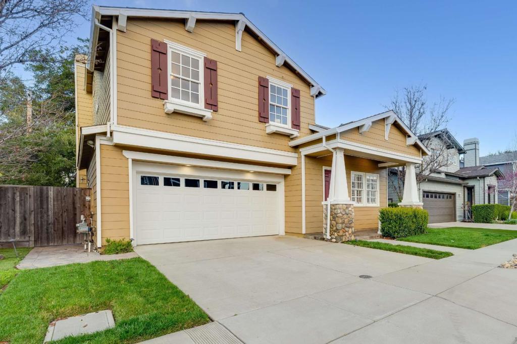 219 Beethoven Lane
