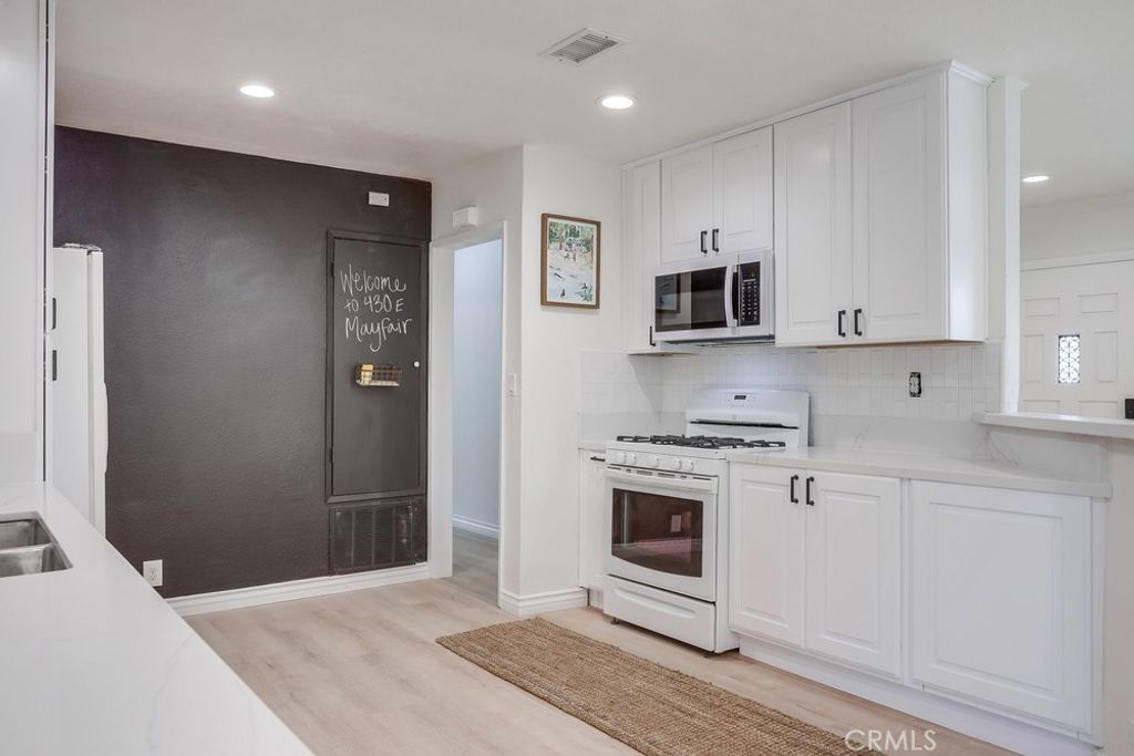 Photo of 430 E Mayfair Avenue, Orange, CA 92867 (MLS # OC26053652)