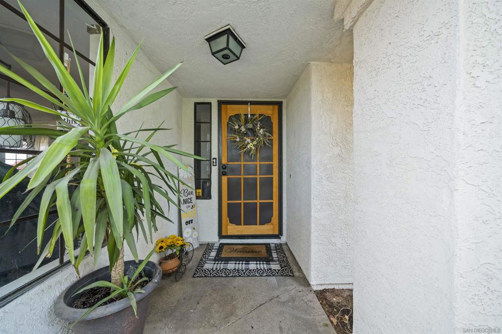 1534 Apache Dr A