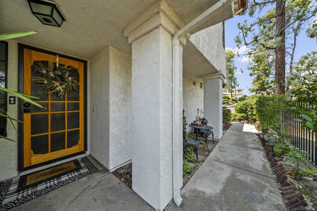 1534 Apache Dr A