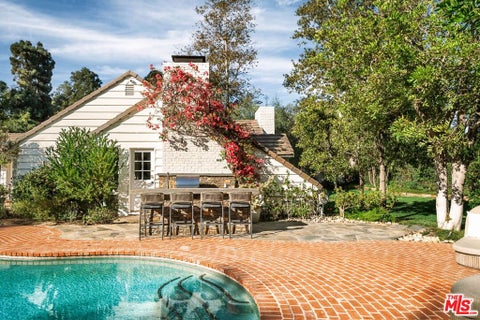 Photo of 251 N Layton Drive, Los Angeles, CA 90049 (MLS # 26874051)