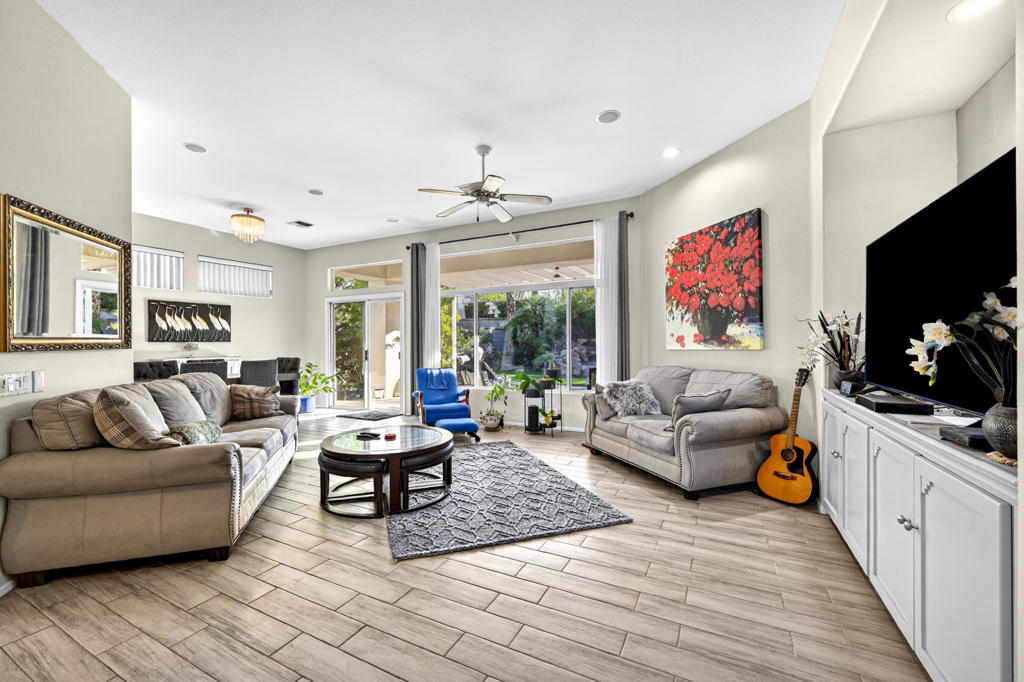 78559 platinum drive