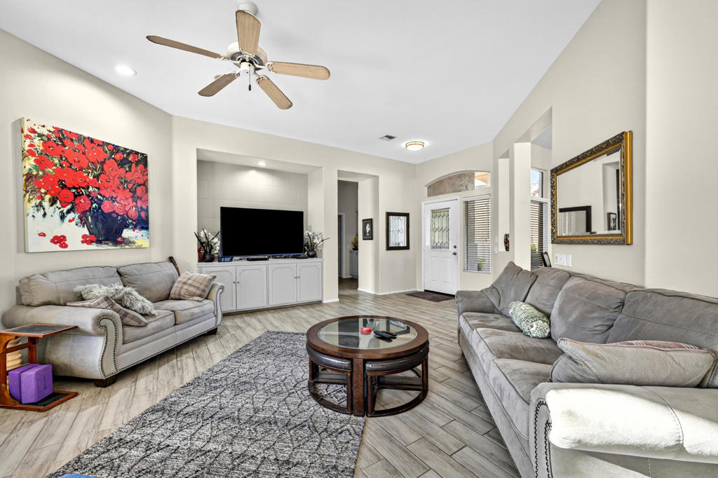 78559 platinum drive