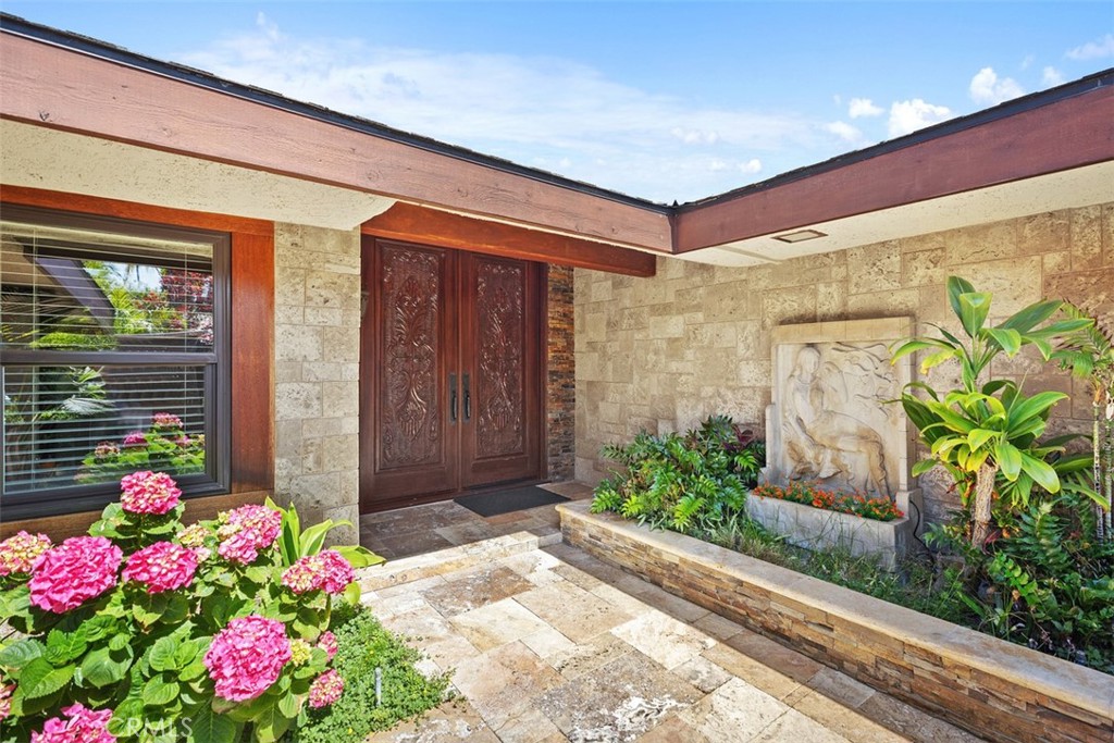 27121 Shenandoah Drive