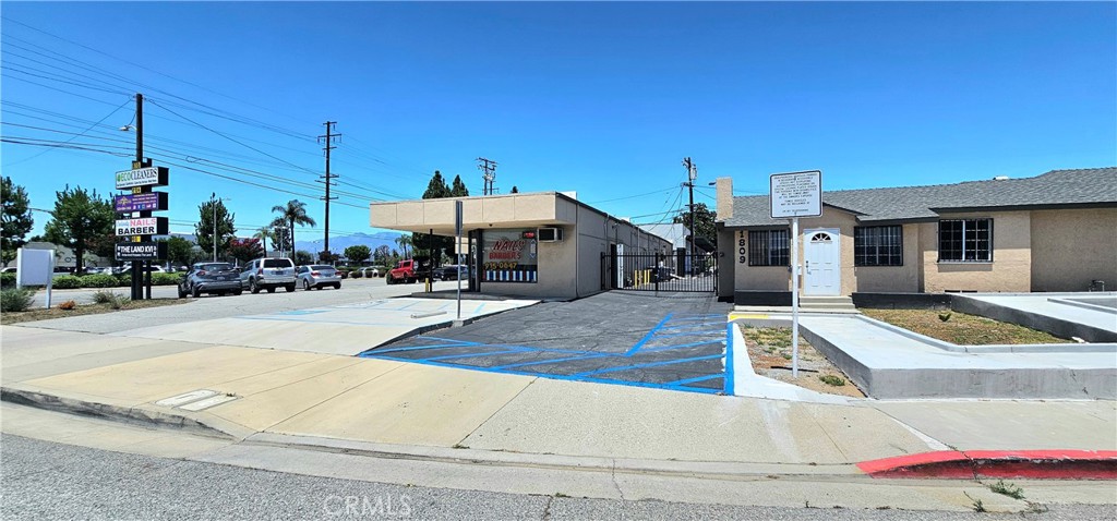 610 N Azusa Avenue