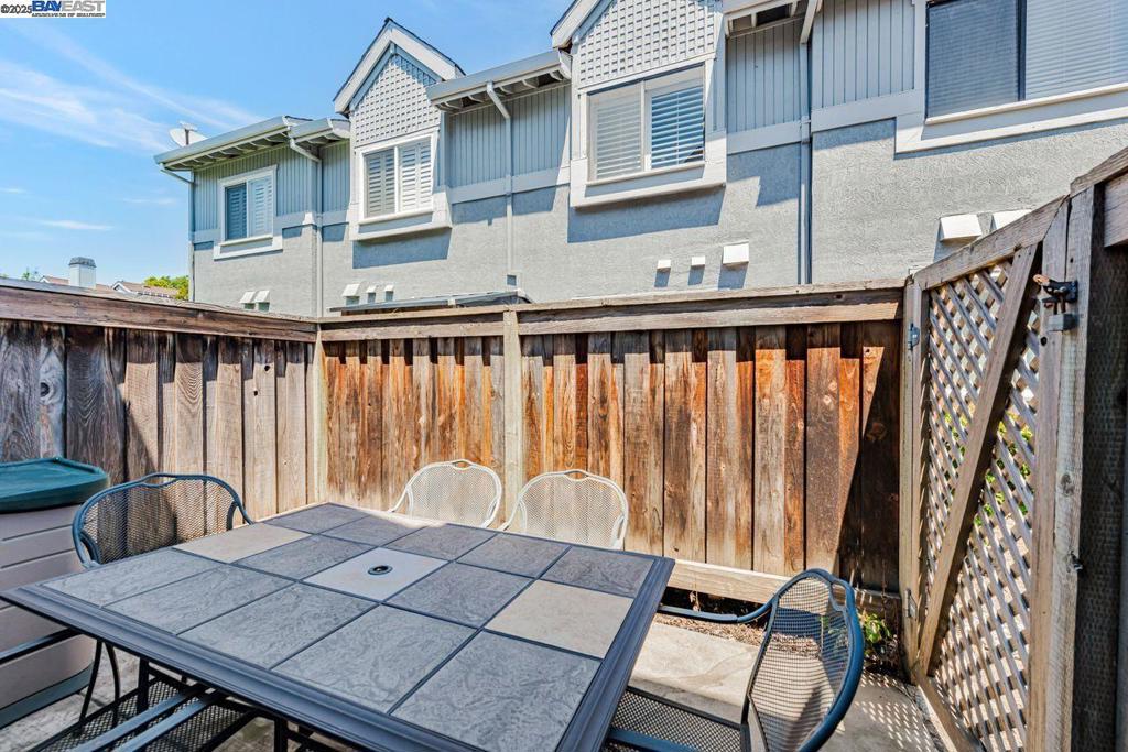 SAINT JAMES PARK - Residential