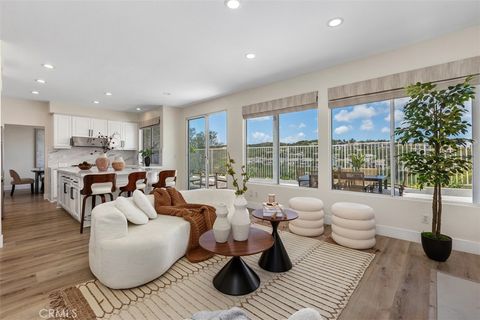 Photo of 11 Coastal Oak, Aliso Viejo, CA 92656 (MLS # OC26112242)