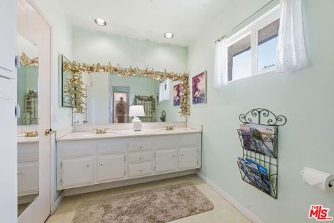Tiny photo for 7267 Pondera Circle, West Hills, CA 91307 (MLS # 26830177)