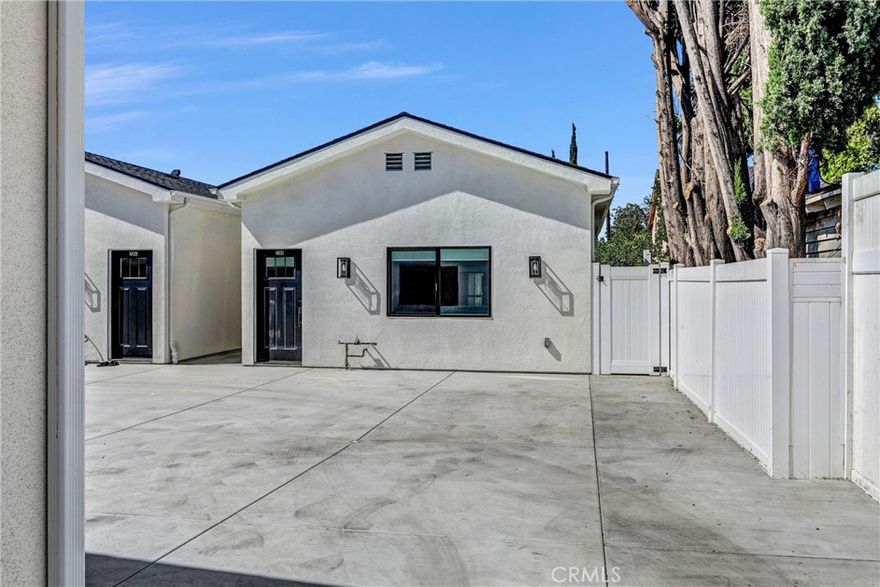 Welcome to this beautifully remodeled residence offering modern comfort and style in the heart of Van Nuys. This spacious ADU features 2 bedrooms and 2 bathrooms, thoughtfully updated to combine contemporary finishes with functional design. The interior boasts 10-foot high ceilings, creating a bright and open atmosphere throughout. The kitchen is equipped with brand new appliances, sleek cabinetry, and ample counter space, ideal for both everyday living and entertaining. Each bathroom has been fully updated with quality materials and modern fixtures, and an in-unit washer and dryer provide added convenience. Every detail has been carefully selected to enhance comfort and aesthetics—from the new flooring and lighting to the clean, modern finishes. Situated in a highly desirable Van Nuys neighborhood, this property offers easy access to local dining, shopping, parks, and major transportation routes. This turn-key home is ready for immediate occupancy and presents an excellent opportunity to lease a fully updated residence in one of the area’s most central locations.