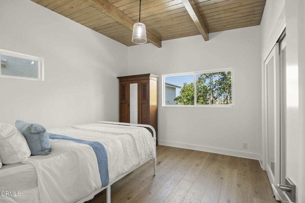 Oxnard, California, 93035, United States, 2 Bedrooms Bedrooms, ,2 BathroomsBathrooms,Residential,Active,2043125
