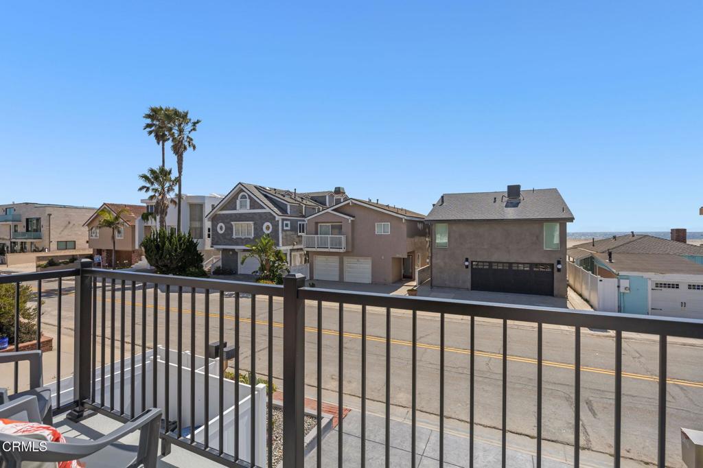 Oxnard, California, 93035, United States, 2 Bedrooms Bedrooms, ,2 BathroomsBathrooms,Residential,Active,2043125